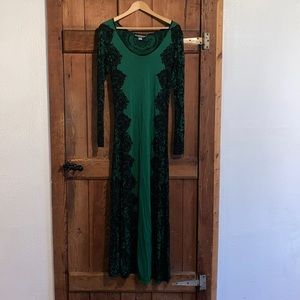 + Witchy Emerald Gown +
